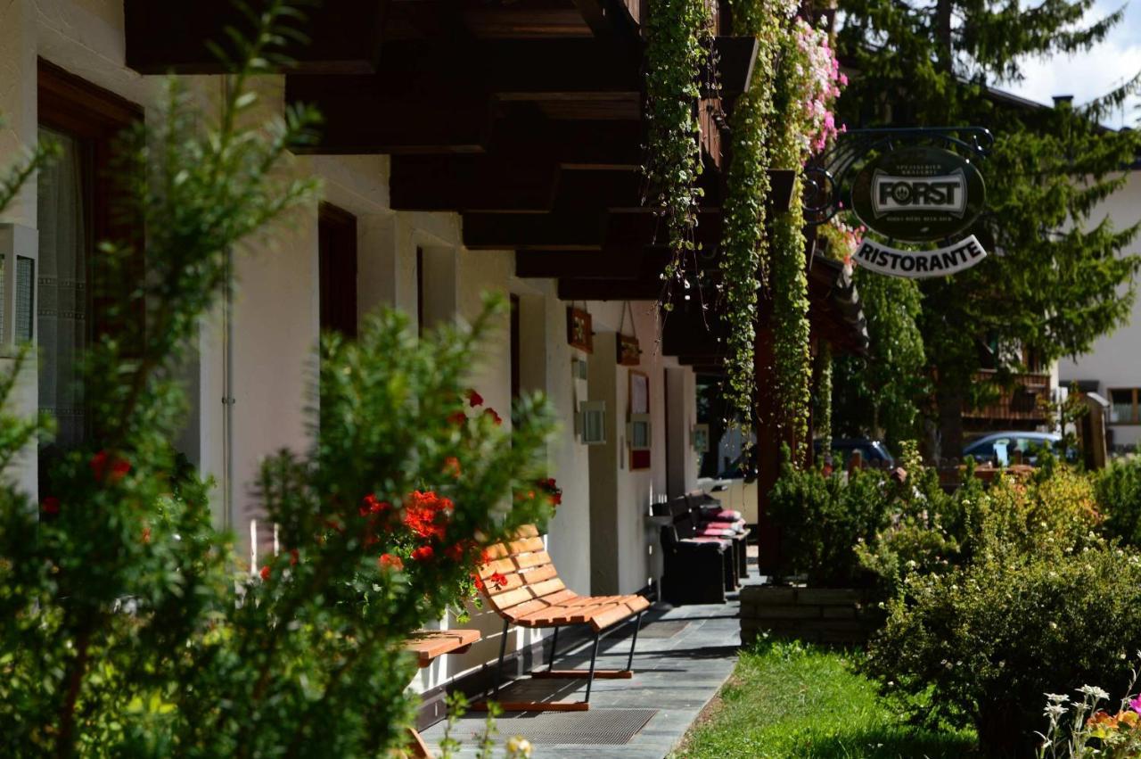 Appartamenti Astoria La Villa La Villa  Bagian luar foto