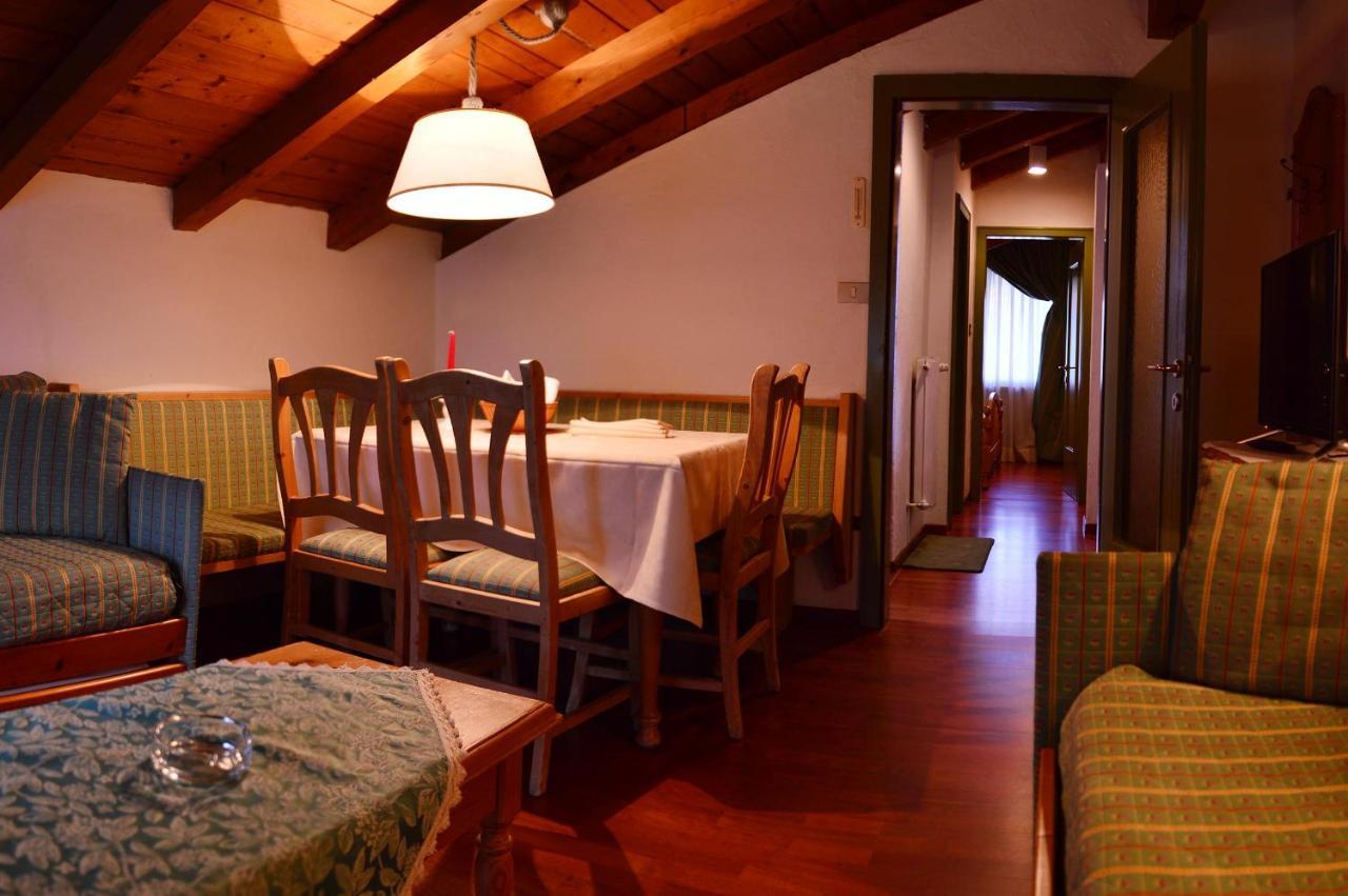 Appartamenti Astoria La Villa La Villa  Bagian luar foto